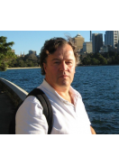 Biographie de Yan de KERORGUEN